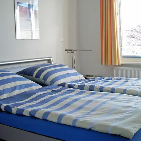 Hotel Residenz Strandkrone 17 *